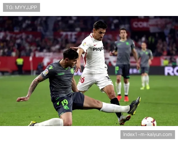 比利亚雷亚尔主场力克瓦伦西亚 巩固联赛第三排名位置